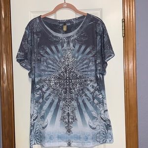 2/$10.🍎🍎🍎 Spring LAND Silky tunic top